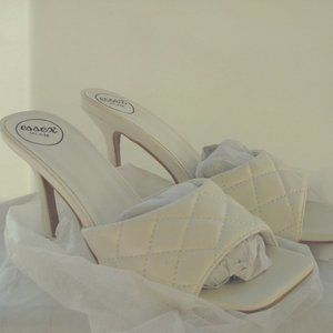 Essex Brand Man Made Leather White Evening Shoes - US Size 6 - 6.5; UK Size 4